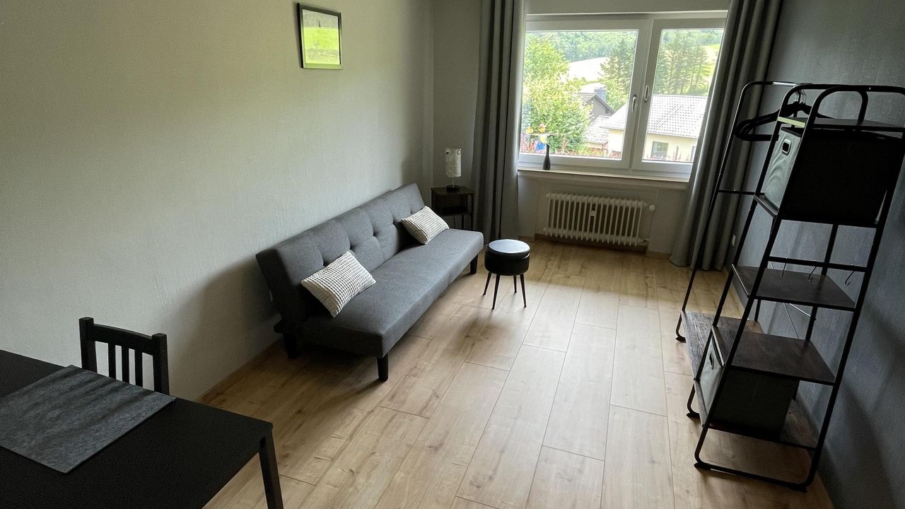 zweites Schlafzimmer (2) zweites Schlafzimmer (2)